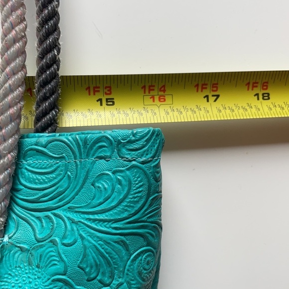 Leather handmade Brothers Sisters Design Studio Purse Tote with Lasso handles - Picture 12 of 16